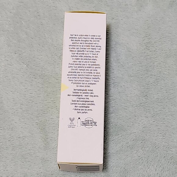 Bondi Sands Sunny Daze SPF50 Mineral Tinted Moisturizer 50ml - Picture 2 of 11